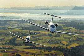 Avião Pilatus em pleno vôo da Frota de Aviões da Amaro Aviation, empresa de aviação executiva.